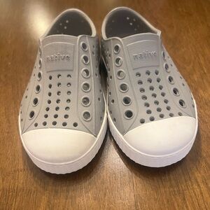 Native Kids Shoes - Gray and White
